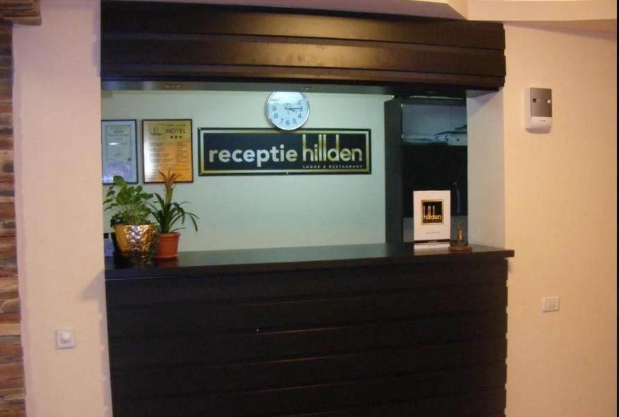 Pensiunea Hillden Simon Luaran gambar